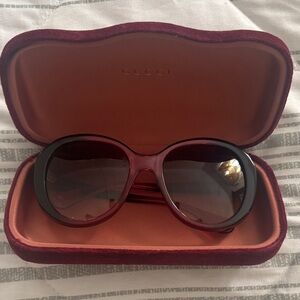 Gucci Women's Burgundy and Black Sunglasses